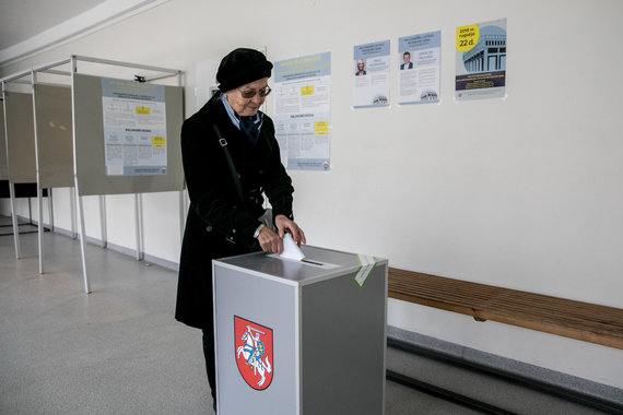 Julius Kalinskas / 15min photo / Second round of the Seimas elections in Žirmūnai