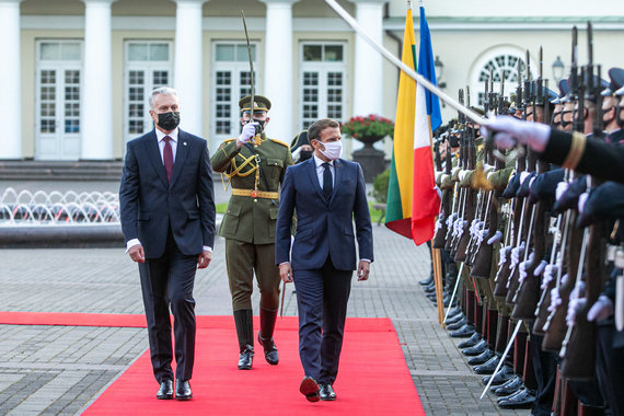 Photo by Julius Kalinskas / 15min / Emmanuel Macron and Gitanas Nausėda