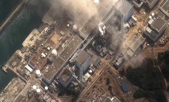 Reuters / Scanpix / Smoke photo of the third reactor at the Fukushima-1 nuclear power plant.