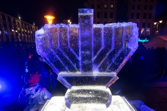 Photo by Luke April / 15 minutes / Lighting ceremony of the Great Menorahs in Vilnius in 2016