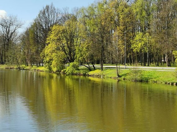 Šakiai Tourist Information Center / Ufartienė Photo / Šakiai Lake