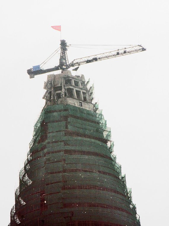 Mark Scott Johnson / Photo by Wikimedia Commons / Ryugyong Hotel