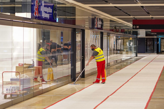 imago images / Stefan Zeitz / Scanpix photo / Empty Berlin Brandenburg Airport