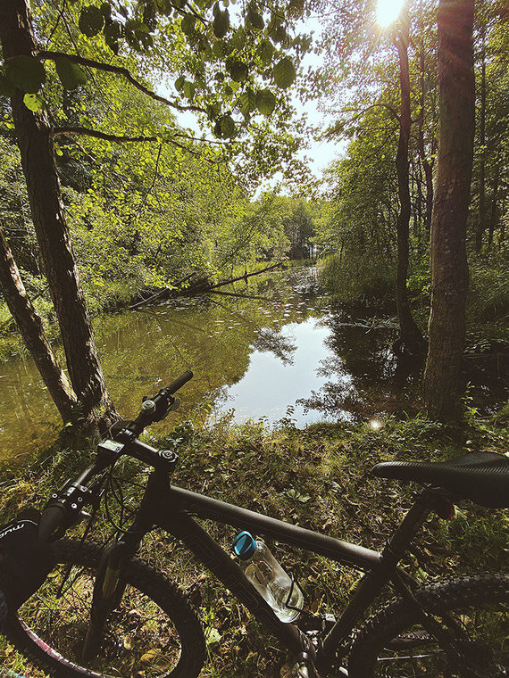 Photo by AirGuru / Beautiful bike path