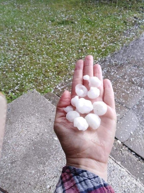 Reader photo Rokas / During hail, chunks of ice fell on Kaunas