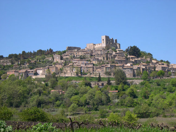 Wikimedia Commons / Public domain photo / Stately Lade where Sade lived. Theater festivals are held here.