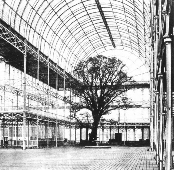 Wikimedia Commons / Public Domain Photo / Inside the Crystal Palace