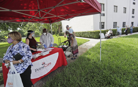 Scanpix / AP photo / Seniors in Florida and other states fear both coronavirus and Trump