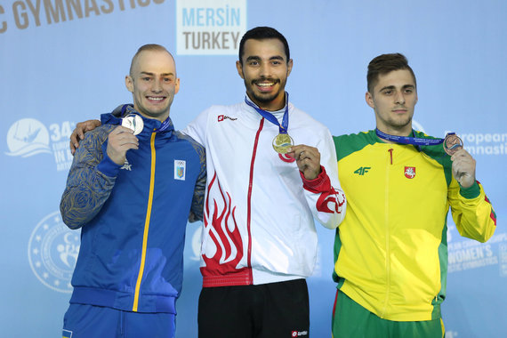 Photo by Scanpix / Robert Tvorogal (right) won bronze at the parallel European Championships.