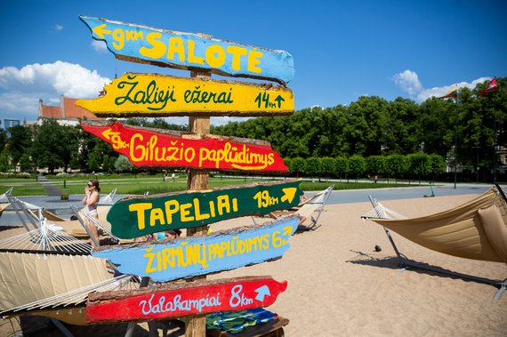 Sigismund Gedvila / 15-minute photo / Lukiškių square beach