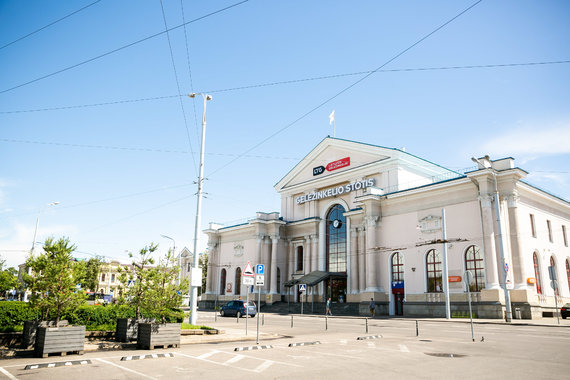 Sigismund Gedvila / 15 minute photo / Vilnius train station