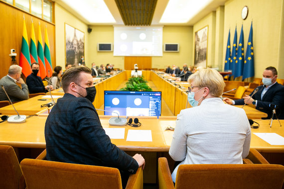 Photo by Žygimantas Gedvila / 15min / Gabrielius Landsbergis and Ingrida Šimonytė