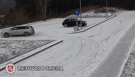 Vilnius aps.  VPK Photo / Highway Hooligans