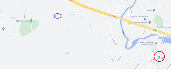 On the map, A. Arust indicates in red circles the location of the store he wanted to go to, and in a blue circle, the place where the police stopped the car and headed for Atfal.