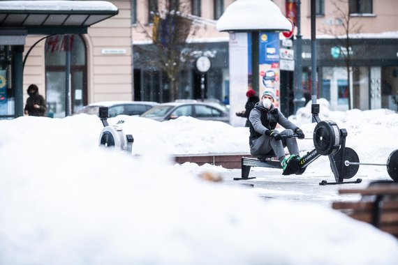 Arno Strumila / 15min photo / The athletes did a joint training session in Vincas Kudirka square