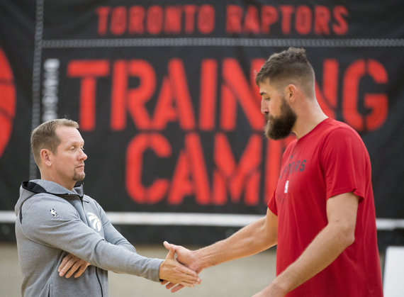 Photo by Scanpix / Nick Nurse and Jonas Valančiūnas