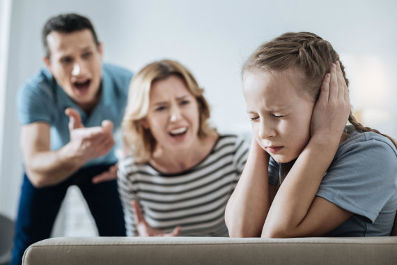 Photo by Vida Press / Parents yell at child