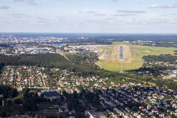 Luke April / 15min photo / Vilnius Airport