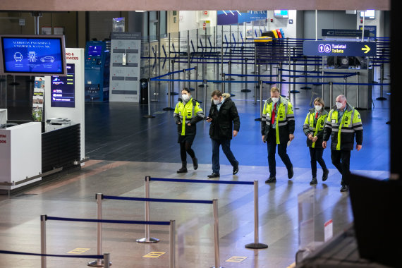 Sigismund Gedvila / 15-minute photo / airport employees