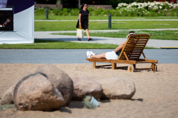 Sigismund Gedvila / 15min photo / Lukiškių Square beach